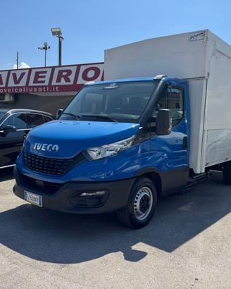 IVECO DAILY 35C14 3.0 E6 CENTINA ALZA E BASSA META