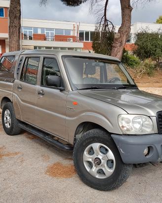 Mahindra pick up