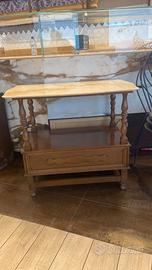Mobiletto vintage in legno con piano in marmo