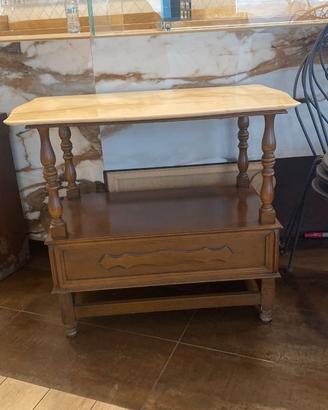 Mobiletto vintage in legno con piano in marmo
