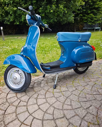 Vespa 125 primavera et3