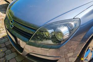 Opel Astra H