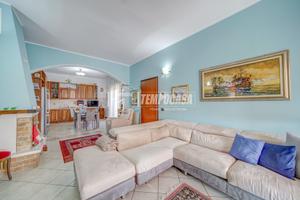 Appartamento in Bifamiliare