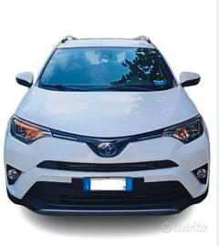 RAV4 HYBRID 2.5 BENZINA 4WD, E STYLE MY17 KW. 114,