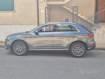 Audi Q3 S line 2024 