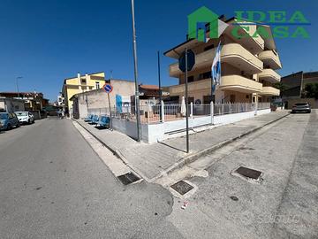 Locale Commerciale Vitulazio