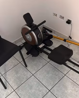 Merach vogatore autoalimentato