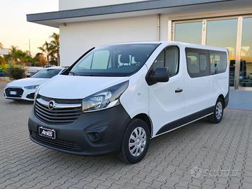 OPEL VIVARO 9 POSTI PASSO LUNGO + GANCIO