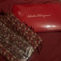 Sciarpa e cravatta Ferragamo
