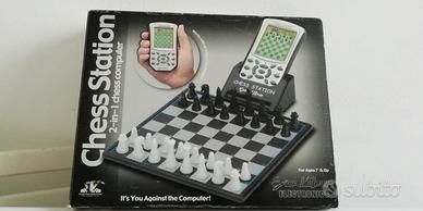 Scacchiera elettronica con mini computer estraibil