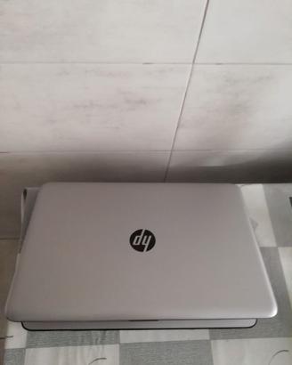 HP Notebook (AMD A8, 8GB RAM, SSD)