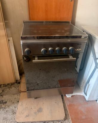 Cucina gas 4 fuochi forno