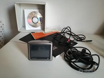 Tom Tom One con cavetti e Memory card