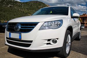 VOLKSWAGEN Tiguan 2.0 TDI 4MOT Tiptronic Sport & S