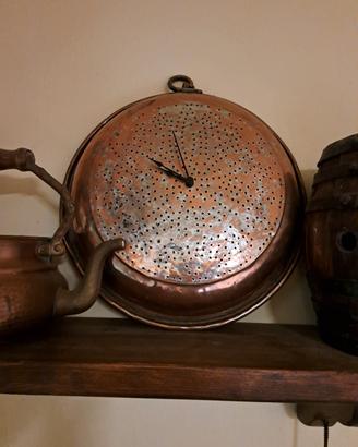OROLOGIO DA PARETE RICAVATO DA ANTICA CASS.RAME
