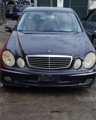 Ricambi vari Mercedes E 270 gasolio anno 2003