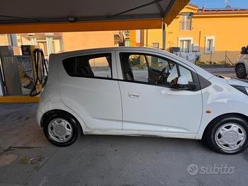 Auto chevrolet    Spark cc 1000 cc perfetta