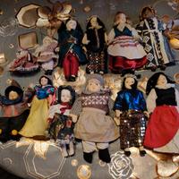 lotto 12 bambole porcellana