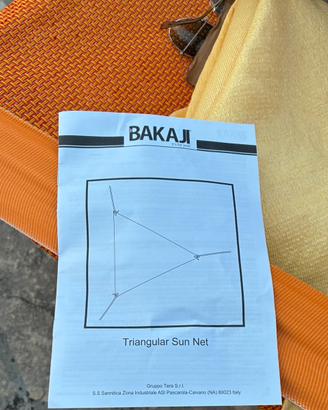 Tenda a  vela triangolare
