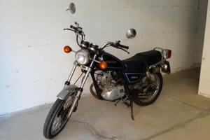 Suzuki GN125