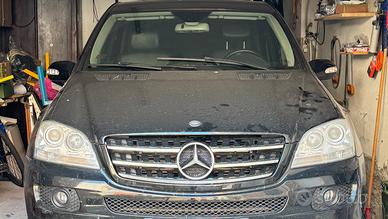 Mercedes ML320