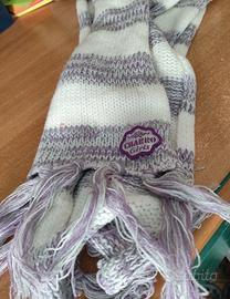 Sciarpa e cappello abbinati inverno lilla bianco