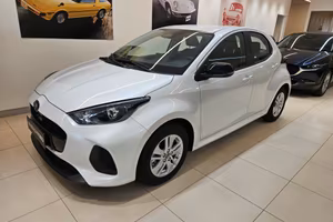 Mazda 2 1.5 VVT e-CVT Full Hybrid Centre Line