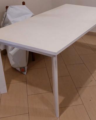 Tavolo bianco 90x180 con sedie