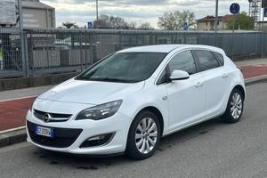 Opel Astra 1.4 Turbo 140CV Sports Tourer GPL Tech 