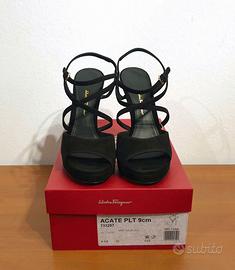 Sandali in pelle con tacco, nero, Ferragamo, n.40