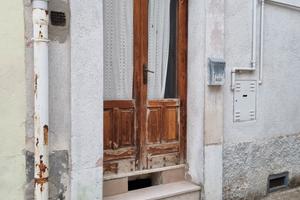 Casa indipendente da ristrutturare