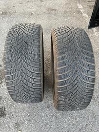 Gomme 225/45 19