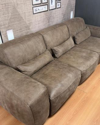 Divano Delta Salotti Mod.Cortina - 285 cm in pelle