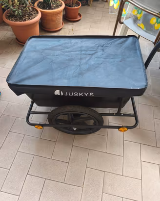 Carrello merci e cose per bicicletta