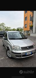 Auto fiat panda automatico