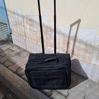 mini bagaglio da viaggio