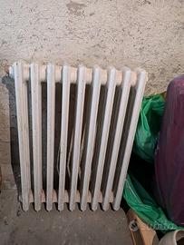 Termosifone in GHISA 10 elementi - Vintage / Indus