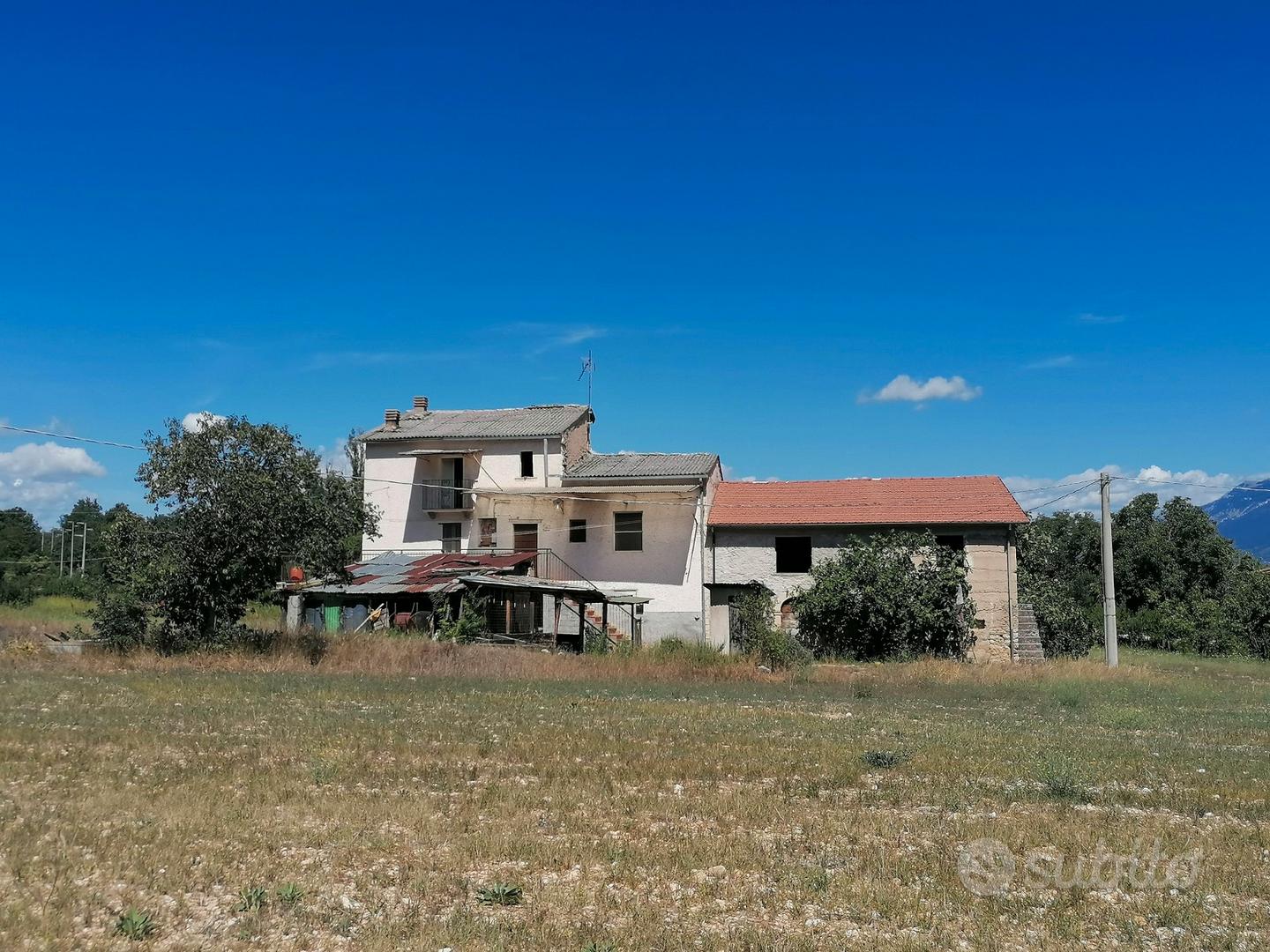 Casa di campagna a Sulmona - Via Albanese - Vista 2