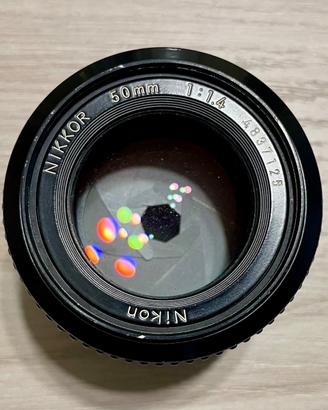 Nikon 50mm f1,4