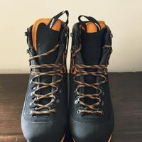 Scarponi antitaglio GRONELL con suola Vibram 45