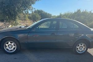 RICAMBI MERCEDES E220 CDI