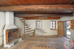 Casa indipendente a brissogne - da ristrutturare