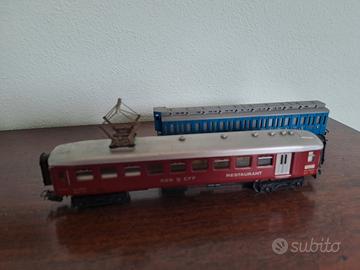 Modellismo Ferroviario due vagoni 