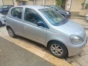 Toyota Yaris 2001