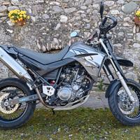 Yamaha XT660X