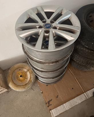 Cerchi 17” in lega erano montati su Fiat