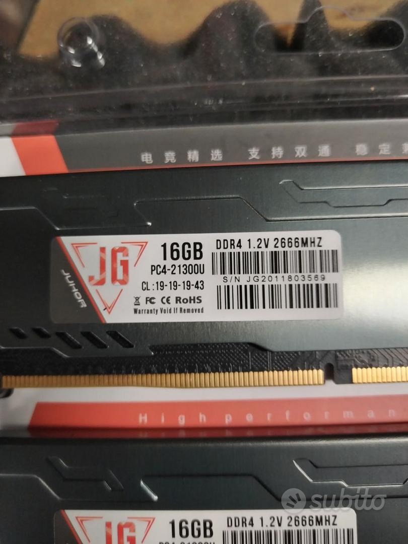 RAM DDR4 32GB (16x2) - Informatica In vendita a Trento