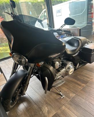 Harley Davidson ELectra Glide FHLX