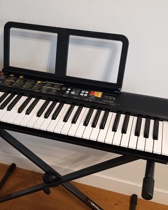 Tastiera Yamaha + supporto