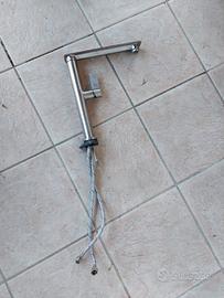 Rubinetto miscelatore cucina in acciaio inox satin